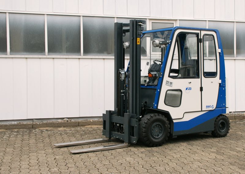 Usato – CARRELLO ELEVATORE FRONTALE ANTIDEFLAGRANTE MIAG EFG XC